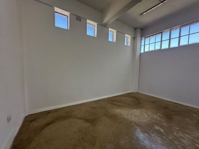 To Let Commercial Property for Rent in Woodstock Western Cape